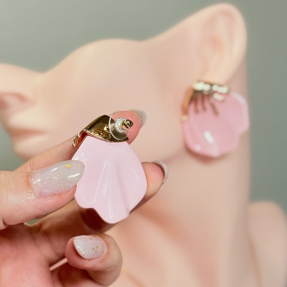 ⚜️ Elegant Pink Earrings - Picture 5 of 6